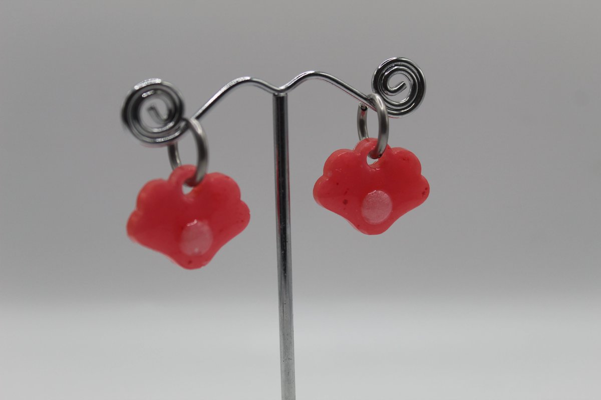 Pink Resin Shell Earrings with Pearl Accent, Co... - Folksy  folksy.com/find/item/8574…