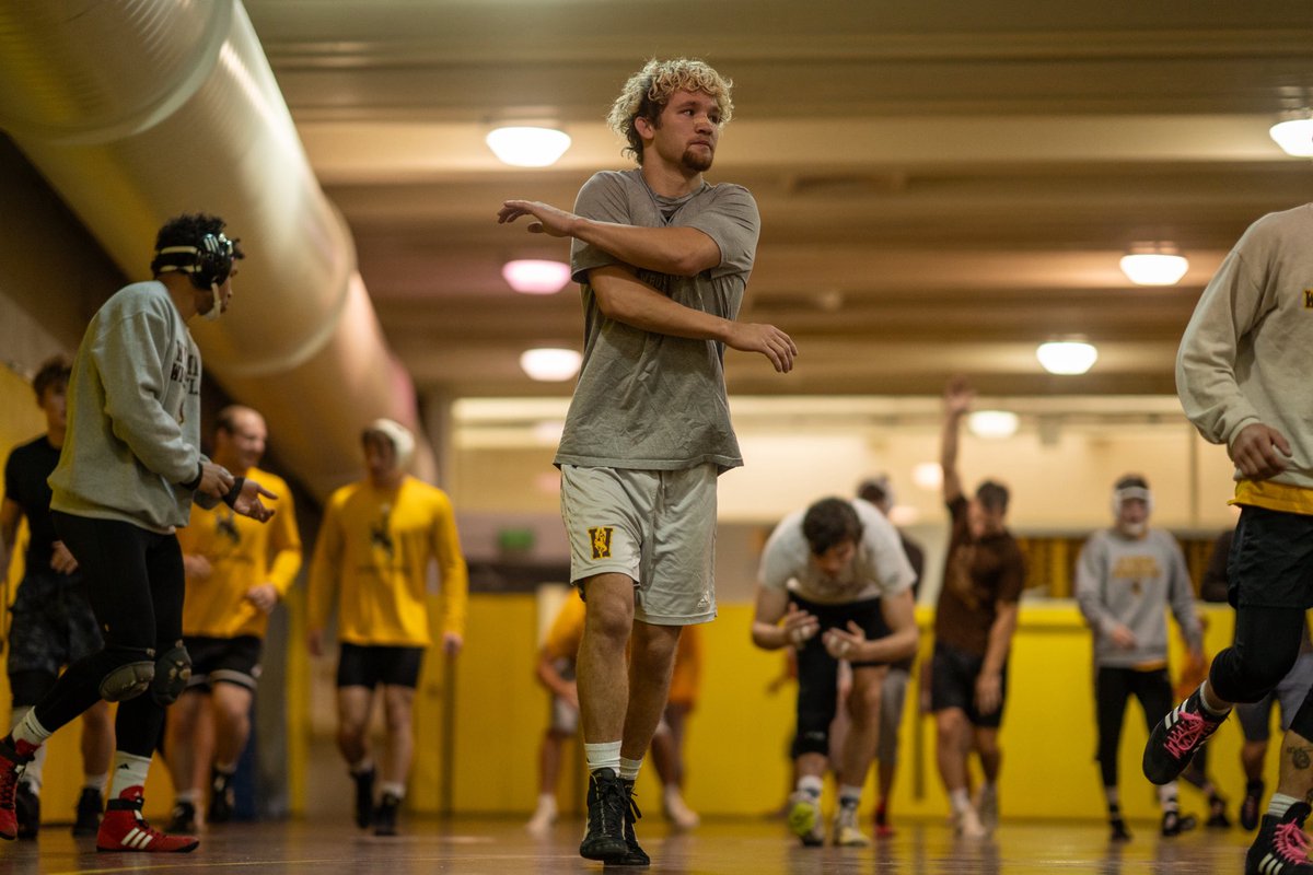 WyoWrestle's tweet photo. Getting oh so close to the season starting ⏲️ https://t.co/FN3SBw4erD