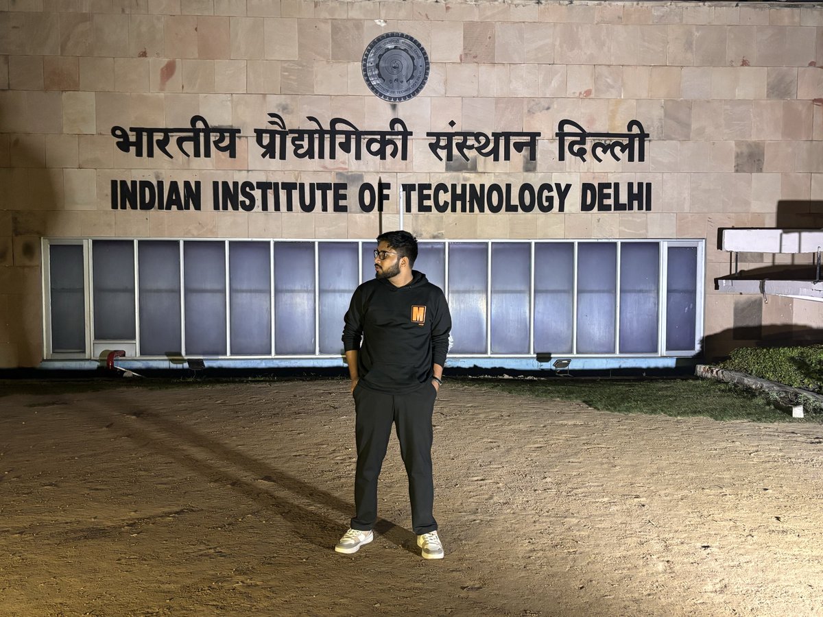 tensor___boy's tweet image. IIT Delhi, I am inside you now