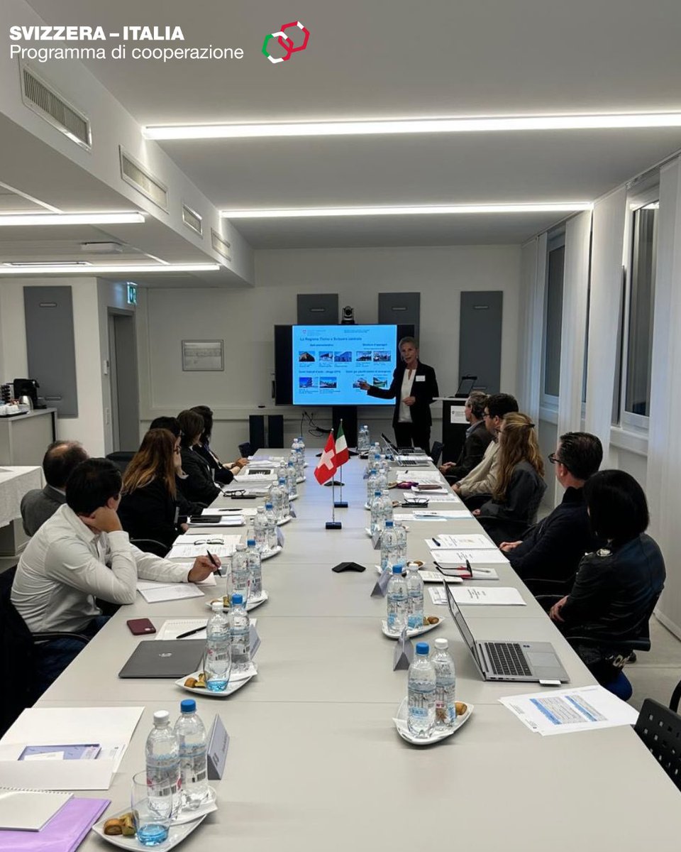 ambasciatasvizz's tweet image. La settimana scorsa una delegazione italiana ha avuto uno scambio con esperte ed esperti svizzeri presso il centro federale d’asilo a Chiasso. Il tema principale erano le procedure d&apos;asilo. #SwissEuropeContribution