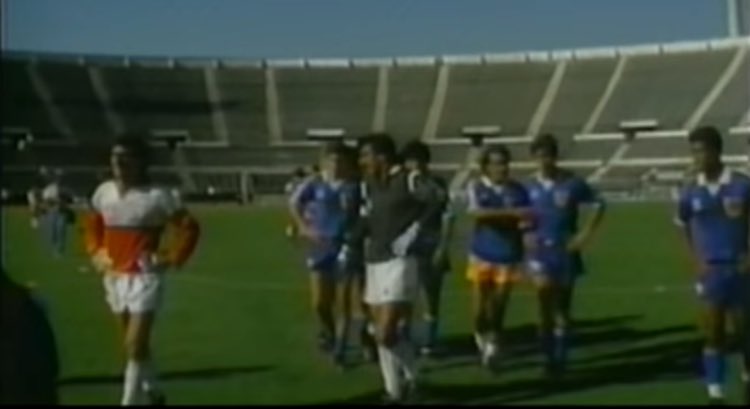 COCOABUGA's tweet photo. @assadista_10 Así estaba el estadio cuando se fueron a la B...🤣 https://t.co/ji4vWuAvTl