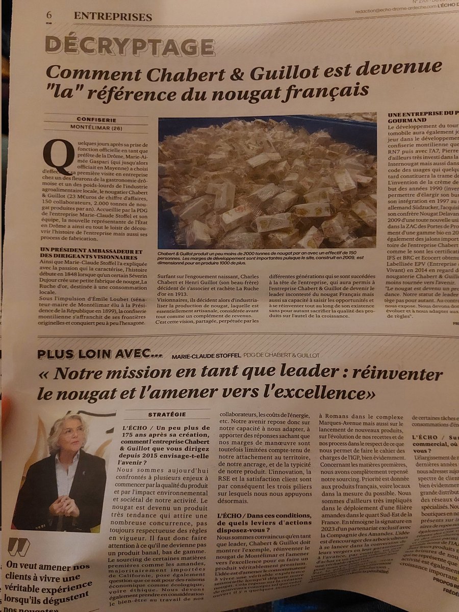 J’adore lire le journal