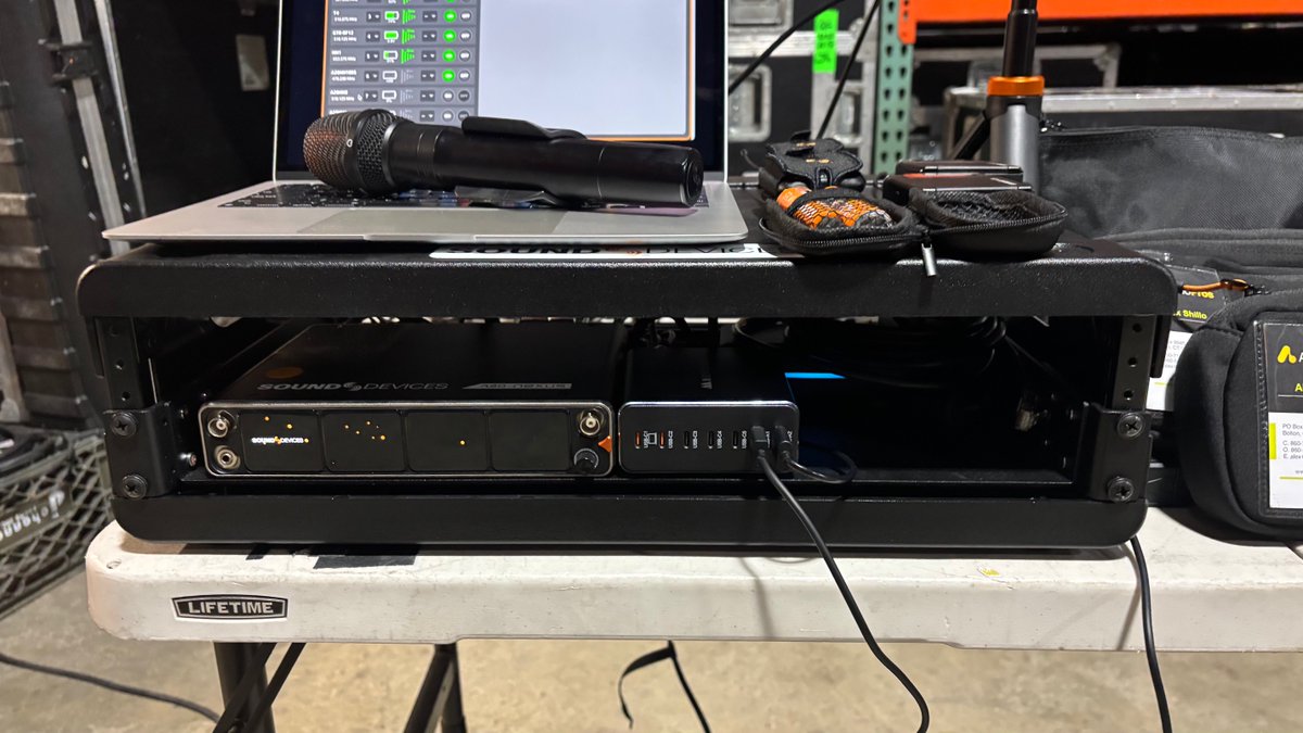 CarrollMusic's tweet image. We’ve got a Sound Devices Astral Series demo kit in the shop for a limited time. If you’d like to demo it yourself or get pricing info, hit us up! @sounddevices @grouponelimited#astralseries #proaudio #wirelessaudio #nyc #nj #ashevillenc @blvdpro @boulevard_carroll_inc