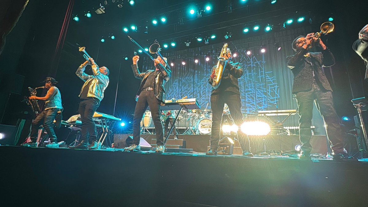 brianculbertson's tweet photo. ATL, see you tonight at Symphony Hall!! #daytriptour https://t.co/Tov5fWdhV6
