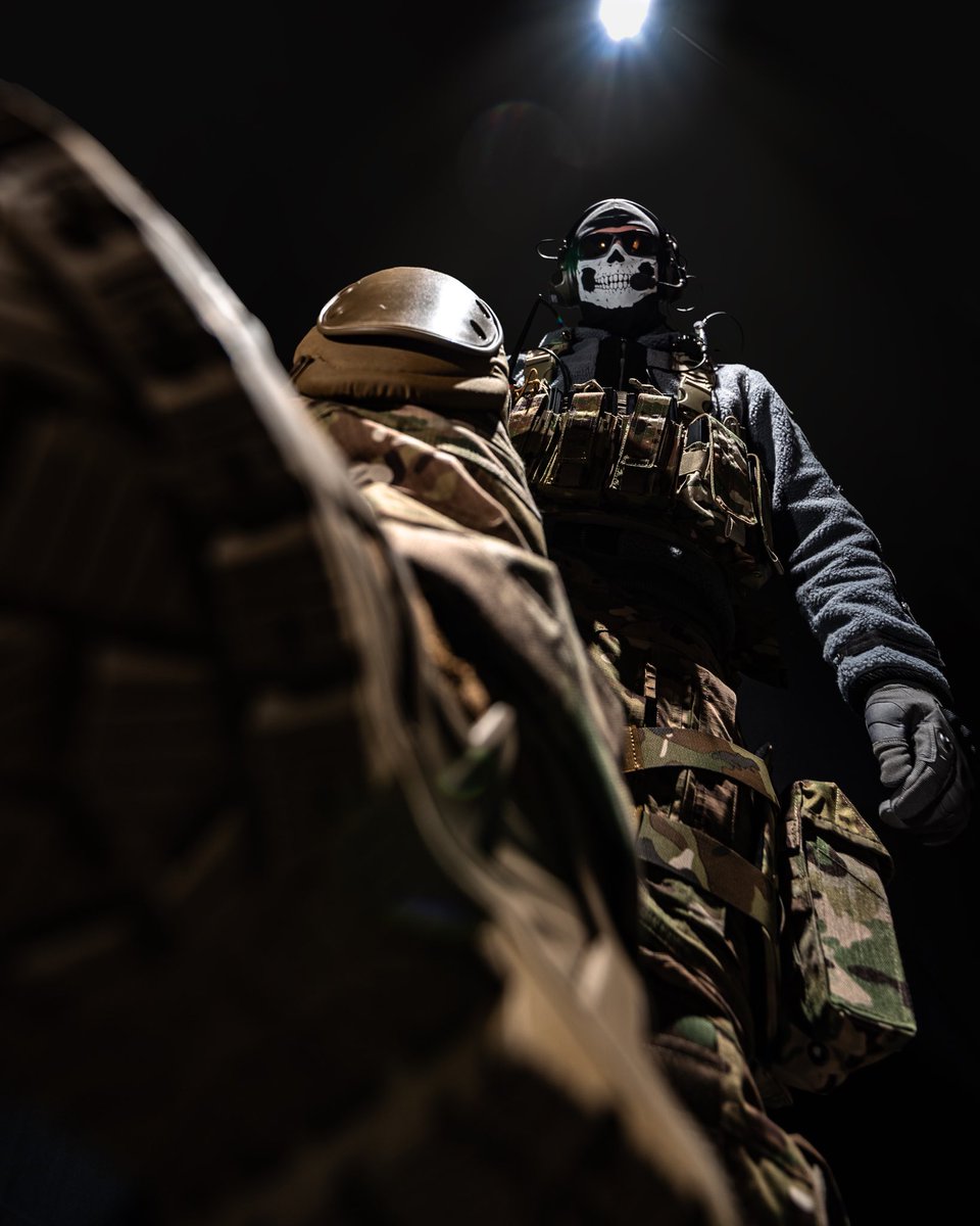 Get to work, these boots need to pass inspection👅🥾