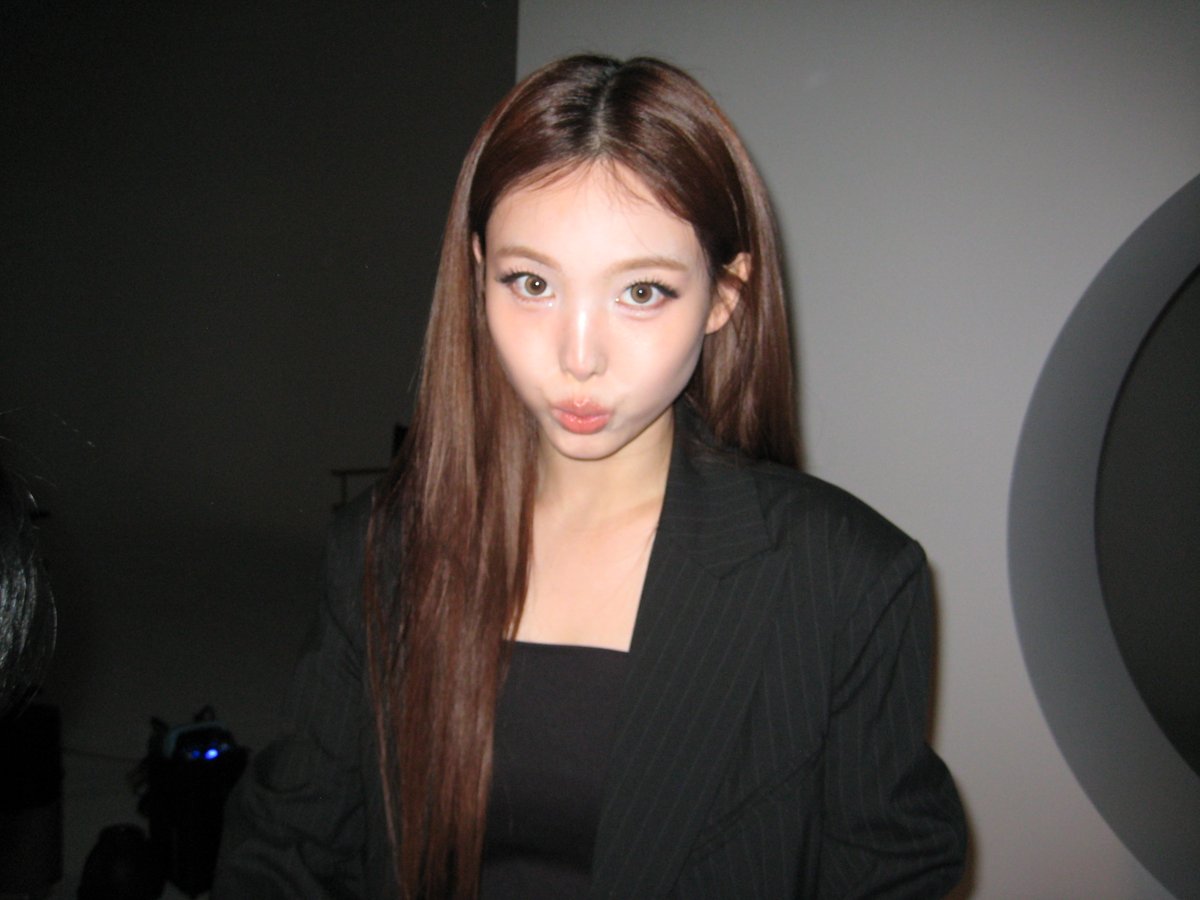 minaron (@godmitzu) on Twitter photo 