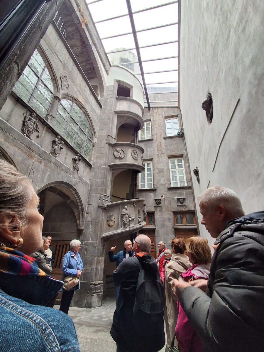 #RetourenImages|🚶‍♂️🌲Le Festival de Balades 2025 a ravi plus de 950 randonneurs amateurs et passionnés ! 🌞 

Cette édition d'environ 4️⃣0️⃣ balades a été appréciée de tous, tant les intervenants que pour les festivaliers 🍂👏

Merci à tous les partenaires de cette 17ème édition !🤩