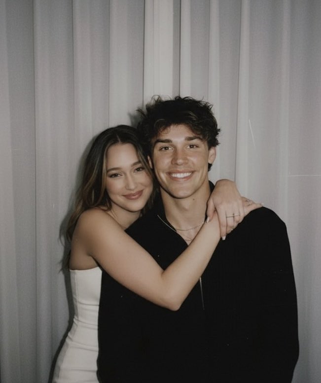 ᅠ 
ᅠ
         
     𝘴𝘢𝘷𝘦𝘥 𝘮𝘺 𝘩𝘦𝘢𝘳𝘵 𝘧𝘳𝘰𝘮 𝘵𝘩𝘦 𝘧𝘢𝘵𝘦 𝘰𝘧 𝘰𝘱𝘩𝘦𝘭𝘪𝘢.
        
ᅠ 
ᅠ