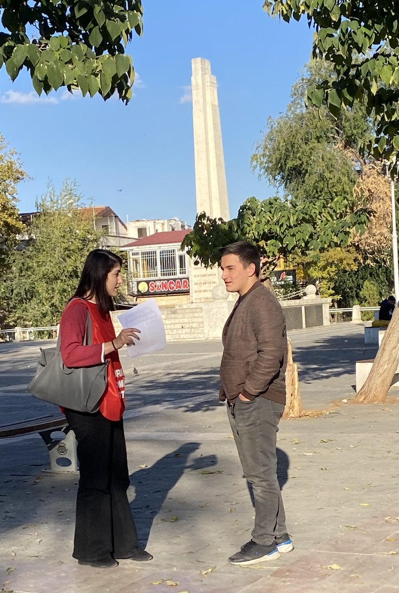 Bir asır önce olduğu gibi GELDİKLERİ GİBİ GİDERLER; GELDİĞİNİZ GİBİ GİDECEKSİNİZ!

Cumhuriyetin 102.yılında Yeşilsu Parkı'nda bildirilerimizi dağıttık.

#Gaziantep #GaziantepTKP #Cumhuriyet #29Ekim