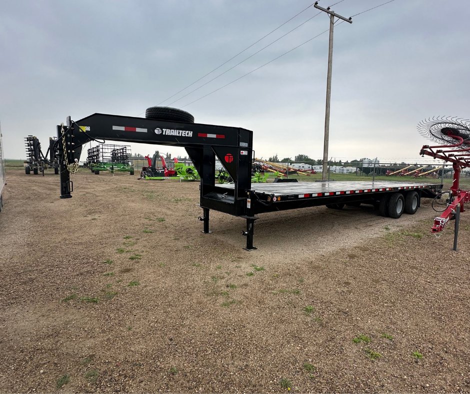pmc_sales1's tweet image. Built for the long haul.

#Trailtech #PMCSales #HaulingMadeEasy #EquipmentTrailers #HeavyDutyHauling #WorkSmarter #BuiltToLast