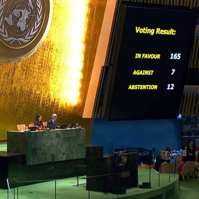 ¡Bravo!, mayoría abrumadora de los países del mundo a favor de la resolución sobre poner fin al bloqueo de EEUU contra Cuba. #CubaNoEstáSola #CubaPorLaPaz