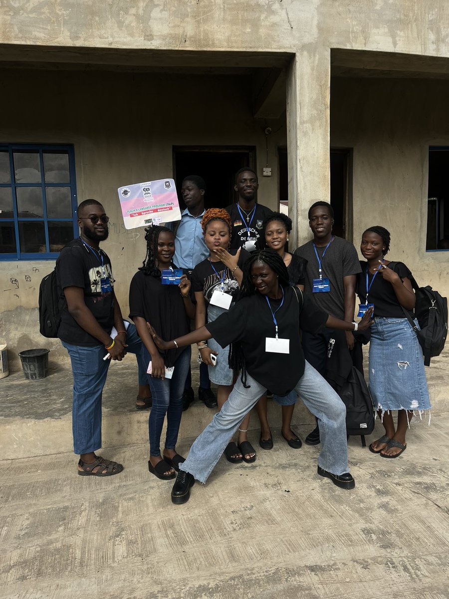 titilayomii_'s tweet photo. Teach A Child A Language Program Day 2🤩
#UniversityofIbadan #Soda #For20 #jawwarui #jawwar #jawwar2025 https://t.co/39tHm3vxPp