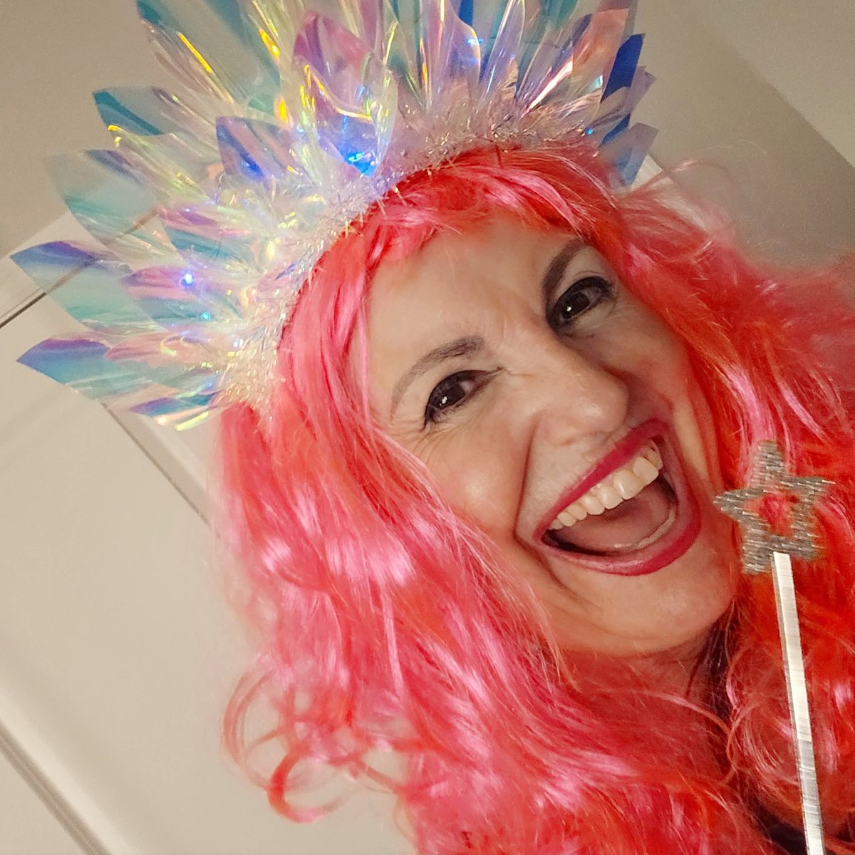 evhopper's tweet image. WHEN YOU WISH UPON A STAR
My brilliant team &amp;amp; I help heart-centered humans 
become Miracle Magnets. We believe that when enough of us have done our #InnerWork &amp;amp; have awakened to this truth, we shall reveal #HeavenOnEarth
Do you vibe with the idea that #HeavenOnEarth IS possible?