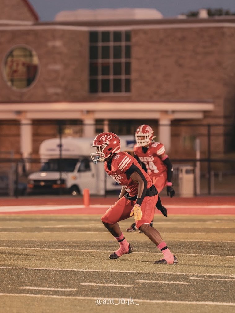 ‼️Regular Season Highlights/Wk 1–9‼️
-LB/ATH
-86 Total Tackles
-13 TFL’s
-55 Solo Tackles
-1 Interception
-7 PBU’s
-2.5 Sacks
-1 Blocked Punt
-1 Forced fumbles/1 Fumble Recovery
-Highlights⬇️
hudl.com/v/2SuEwF