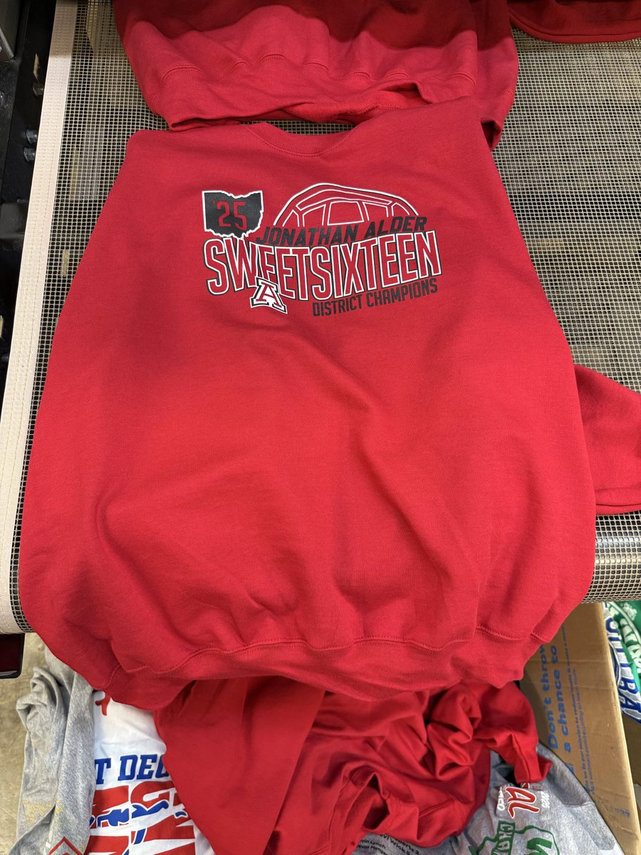 Albert_Sporting's tweet photo. 🚨Hot off the press🏐!! @volleyballJA @AlderAthletics #RollAlder https://t.co/7EtXg8aQ5v