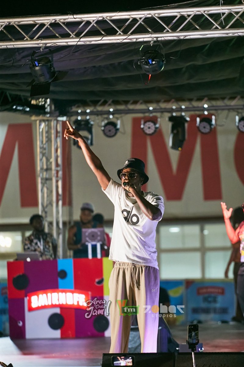 Y1079FM's tweet image. Thank you @kwawkese for coming through #AreaCodesJam25 

📸: @zoharstudiosgh 

#AreaCodesJam #PinkOnY #PinkAreaCodesJam #yfmghana #ytvghana #fyp #breastcancerawarenessmonth #kwawkese