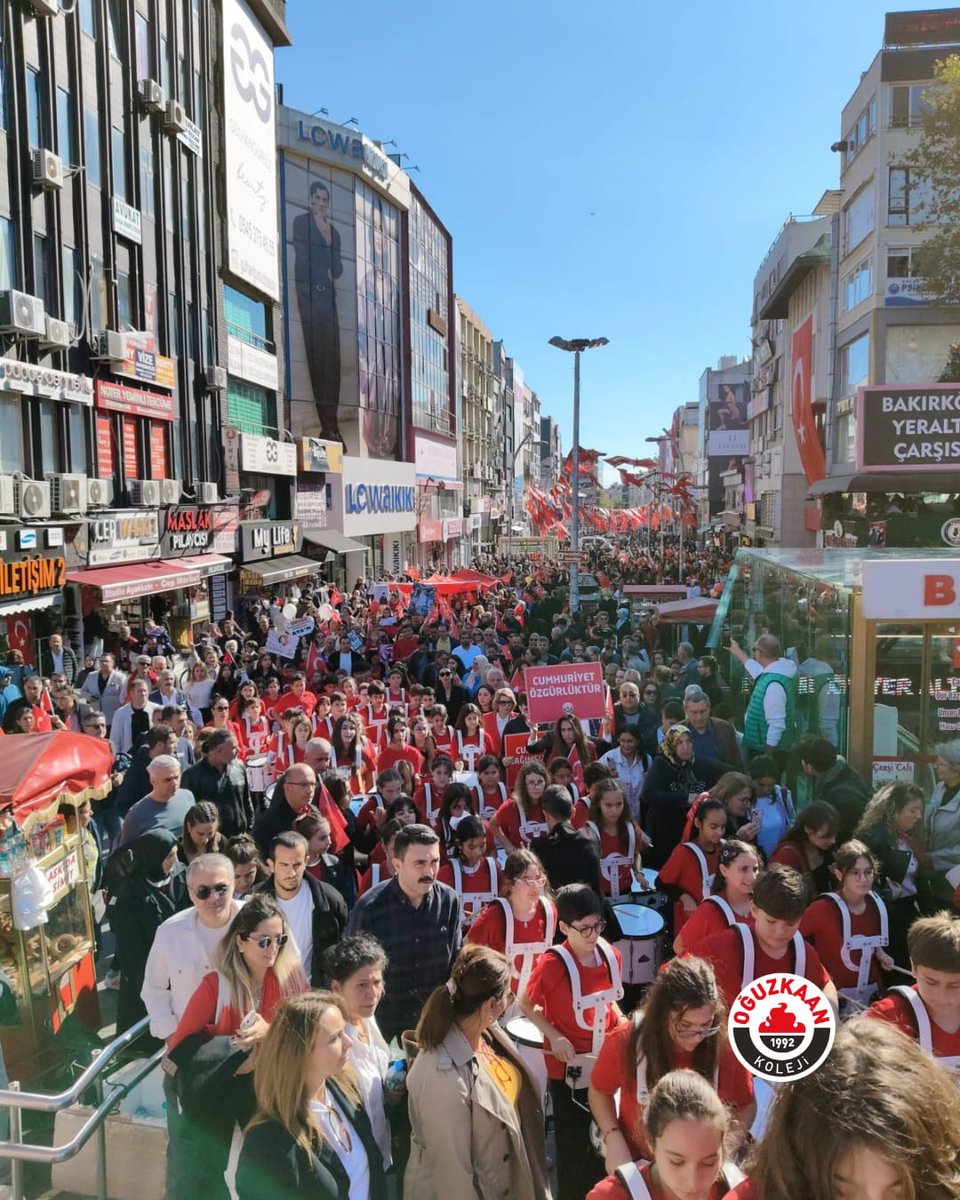 OguzkaanKoleji's tweet photo. Cumhuriyet biziz, biz geleceğiz.
Yaşasın 29 Ekim! 🇹🇷 https://t.co/EMUCFeI7Kk