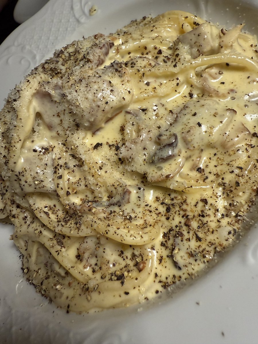 深夜の神楽坂イタリヤン
昨日はパスタの気分……？
だけど鴨は外せない