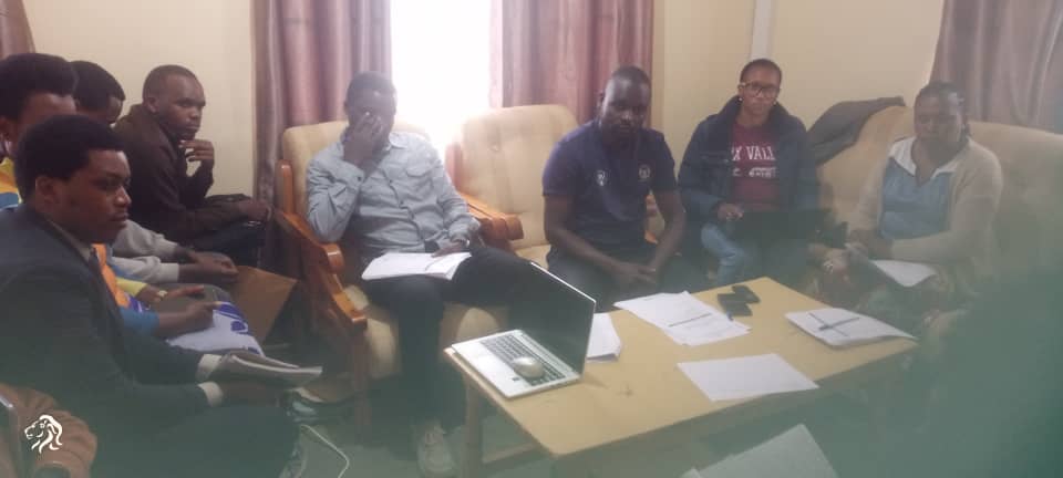 #Barwiyemezamirimo b'urubyiruko mu murenge wa  Busasamana na Mukingo
bitabiriye igikorwa cyo  gusobanura imishinga yabo muri <a href="/YouthConnekt/">YouthConnekt | Rwanda</a> imbere y'akanama nkemurampaka gashinzwe gutanga amanota,kugira ngo gahitemo imishinga myiza kuruta indi izajya guhatana ku rwego rw'#Akarere.