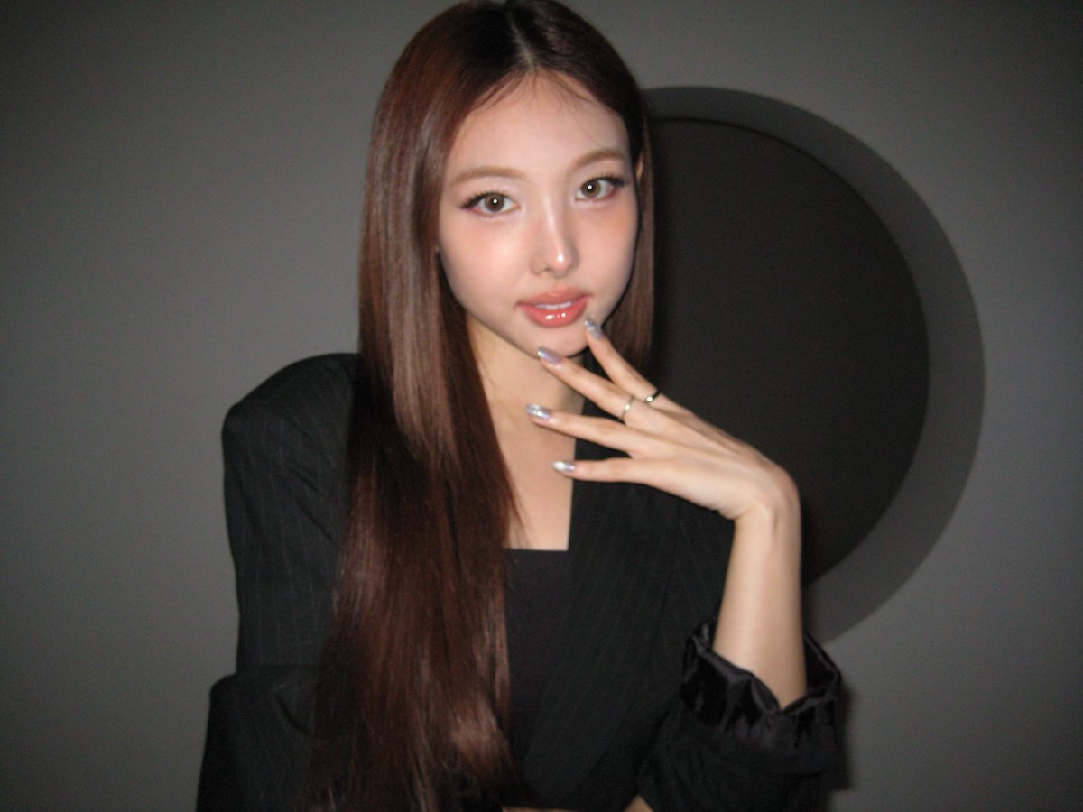 nayeon (@imnayeonarchive) on Twitter photo 