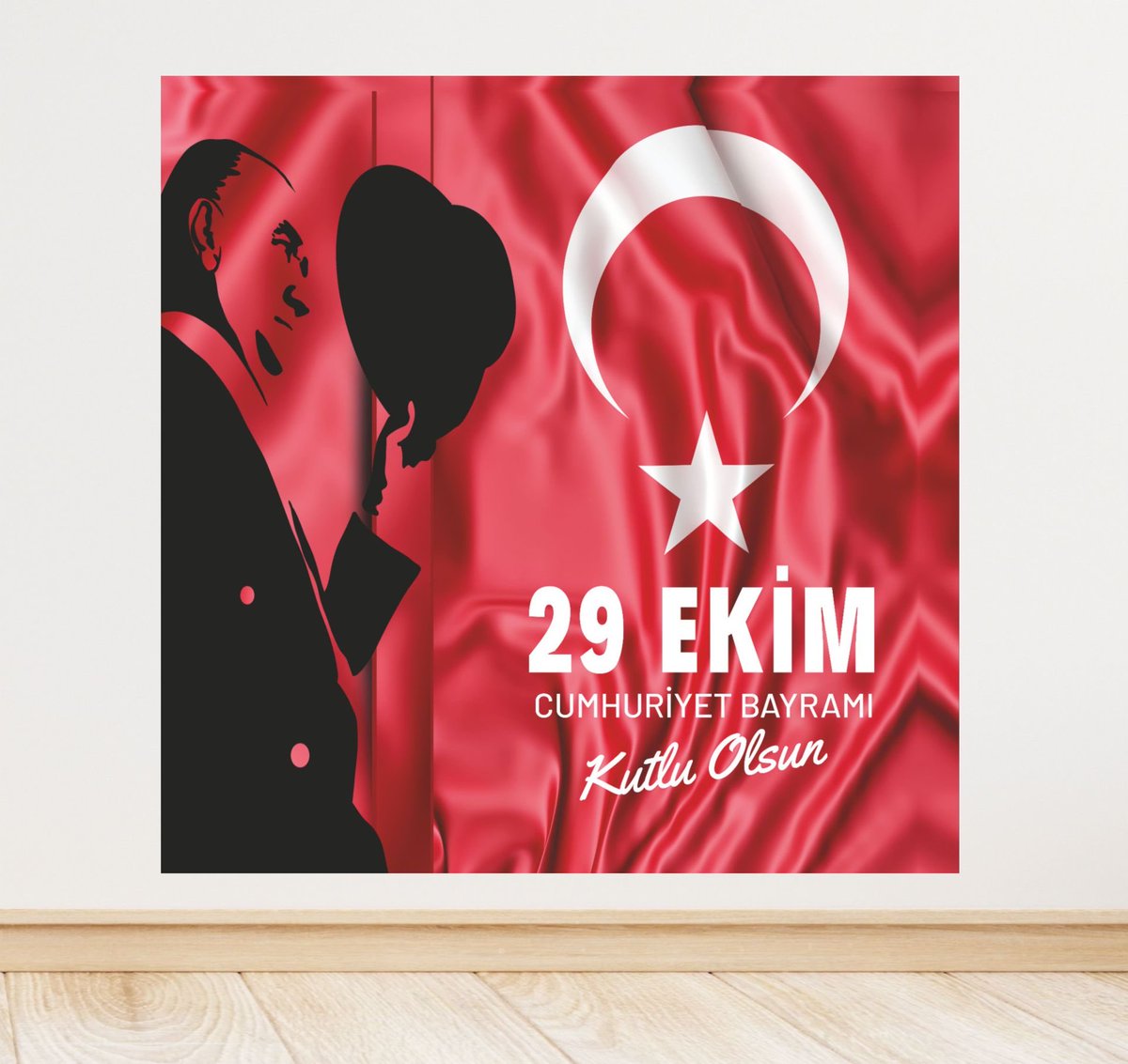 102.yılını kutladığımız Cumhuriyet bayramımızın banileri;

Gazi Mustafa Kemal Atatürk'ü, istiklal mücadelemizin bütün kahramanlarını, aziz şehitlerimizi ve gazilerimizi rahmet, minnet ve saygıyla anıyorum.