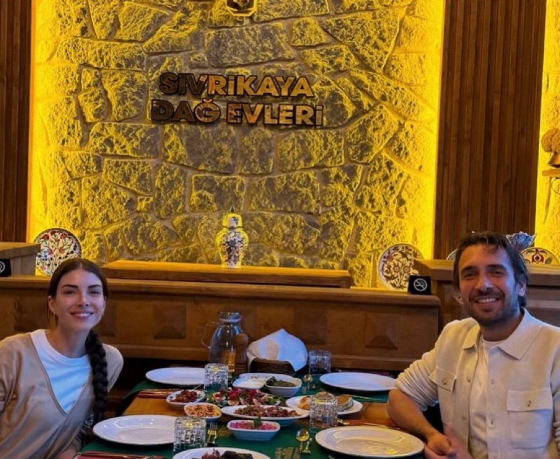 matchy matchy 🤍💫

#TaşacakBuDeniz
#UlaşTunaAstepe  #DenizBaysal