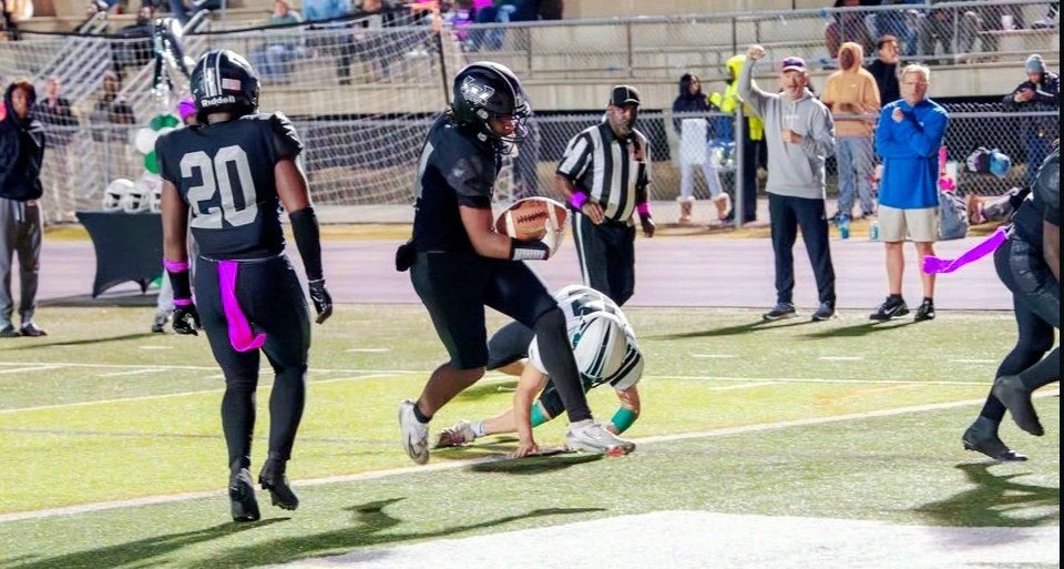 Run it up
<a href="/PrepRedzoneSC/">Prep Redzone South Carolina</a> 
#HootyHoo
#PoundTheStone
#FangsUp
#BeGreat #SophSzn #WoodBuilt