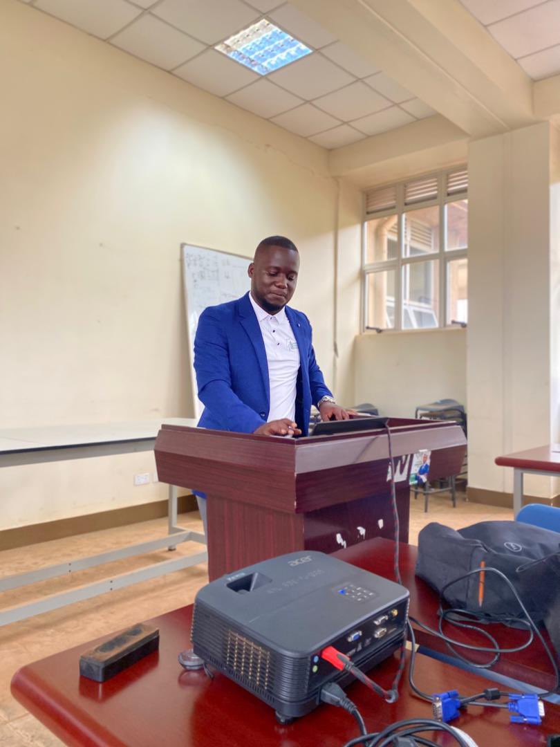 ASSK_UG's tweet photo. As the Association of Student Surveyors Kyambogo, we extend our heartfelt gratitude to Institution of Surveyors of Uganda through RSU Paul Bwewusa,  the chairperson land surveying chapter for organizing and coming through to train our students in CAD. We are so grateful!🙏 https://t.co/xOx0trGDnZ
