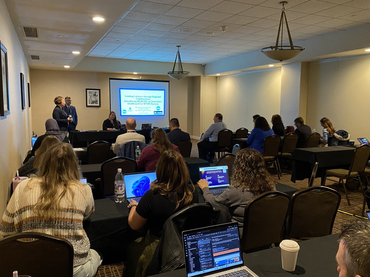 🤔It’s hard to decide on a breakout session to attend when there are so many great options! #LIS2025 #EdTech #InnovationInEducation #K12 #SouthCentralRIC #Collaboration #ContinuousLearning  #CaringCommunity #CustomerFocused