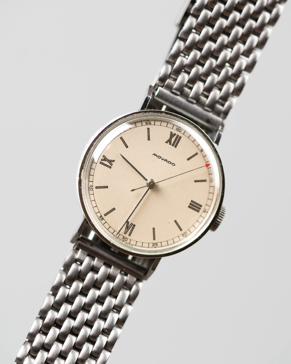 arrowsvintage's tweet photo. Available on the site is this incredibly cool flat coin case vintage Movado. Estimated to be from the 1940’s, this watch is in immaculate original condition. Vintage Movado remains one of the best values in vintage watches. https://t.co/EIcarug08v