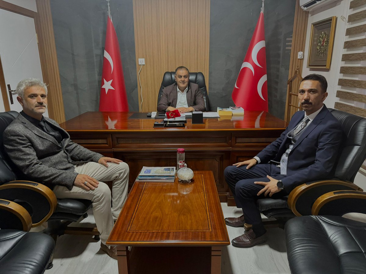 MHP #Malatya İl Başkanlığımızda ziyaretimize gelen ve yapılan Genel Kurullar neticesinde güven tazeleyen Türk Büro-Sen Malatya 1 Nolu Şube Başkanımız Eyüp Selim Elmas ve Türk Büro-Sen Malatya 2 Nolu Şube Başkanımız Gökmen Çınar’a ziyaretleri için teşekkür ediyorum.
