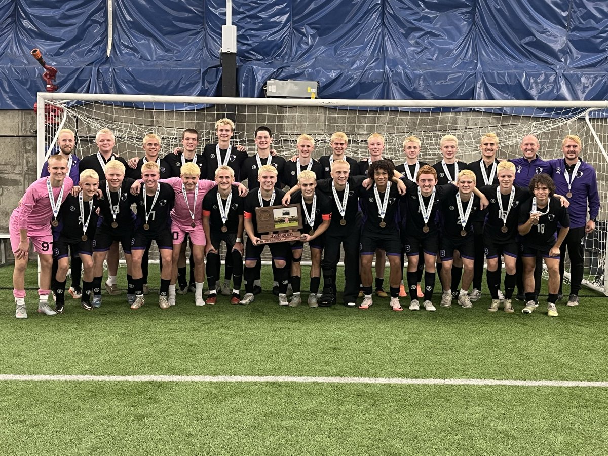 Class AAA boys soccer third place finishers — Buffalo Bison.