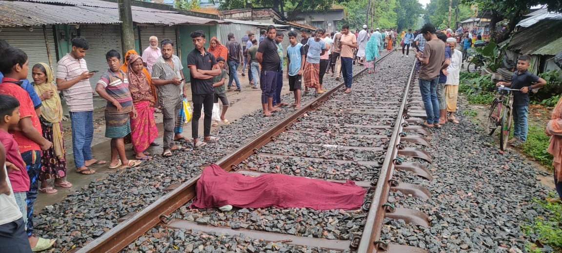 যশোরের শার্শায় ট্রেনে কাটা পড়ে একজন নিহত