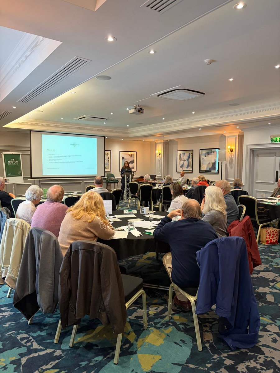 ACTION4KC's tweet image. We supported the renal oncology CNS and health care professionals from The Royal Surrey Cancer Centre to host a #kidneycancer patient day. 
This is a great way for patients and carers to share their experiences, learn about, treatments, dietary advice, exercise and much more.