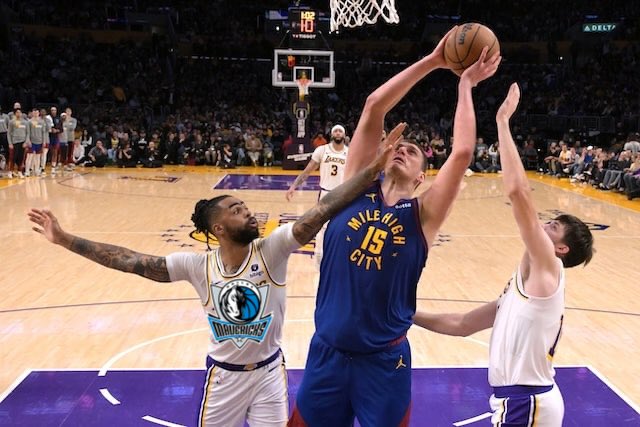 InfernoBetx's tweet image. First %M play of the season! 👇

𝟥-𝘓𝘦𝘨 𝘗𝘢𝘳𝘭𝘢𝘺
1️⃣ Austin Reaves 5+ Rebounds 
2️⃣ D&apos;Angelo Russell 5+ Assists 
3️⃣ Nikola Jokic 9+ Assists 

🧾 (+272)

𝘔𝘺 𝘛𝘖𝘗 𝟧 𝘱𝘭𝘢𝘺𝘴 𝘸𝘪𝘭𝘭 𝘣𝘦 𝘥𝘳𝘰𝘱𝘱𝘪𝘯𝘨 𝘴𝘰𝘰𝘯 𝘴𝘰 𝘣𝘦 𝘰𝘯 𝘵𝘩𝘦 𝘭𝘰𝘰𝘬𝘰𝘶𝘵 👀

Lets cruise! 🏄🏻‍♂️