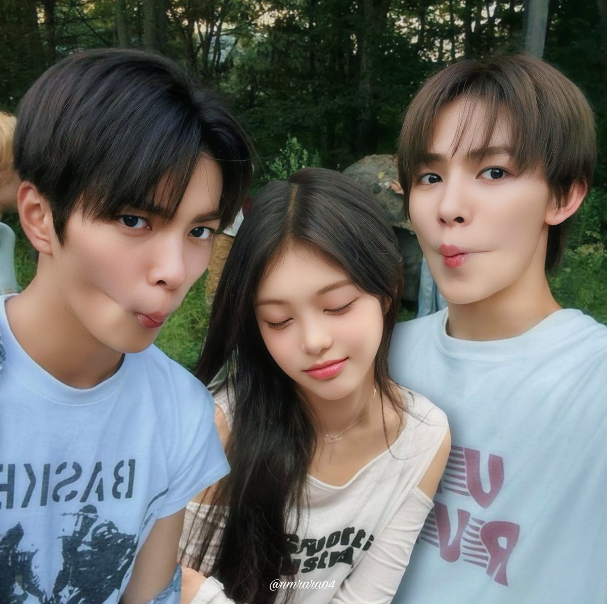 mora 🫧 tweet media