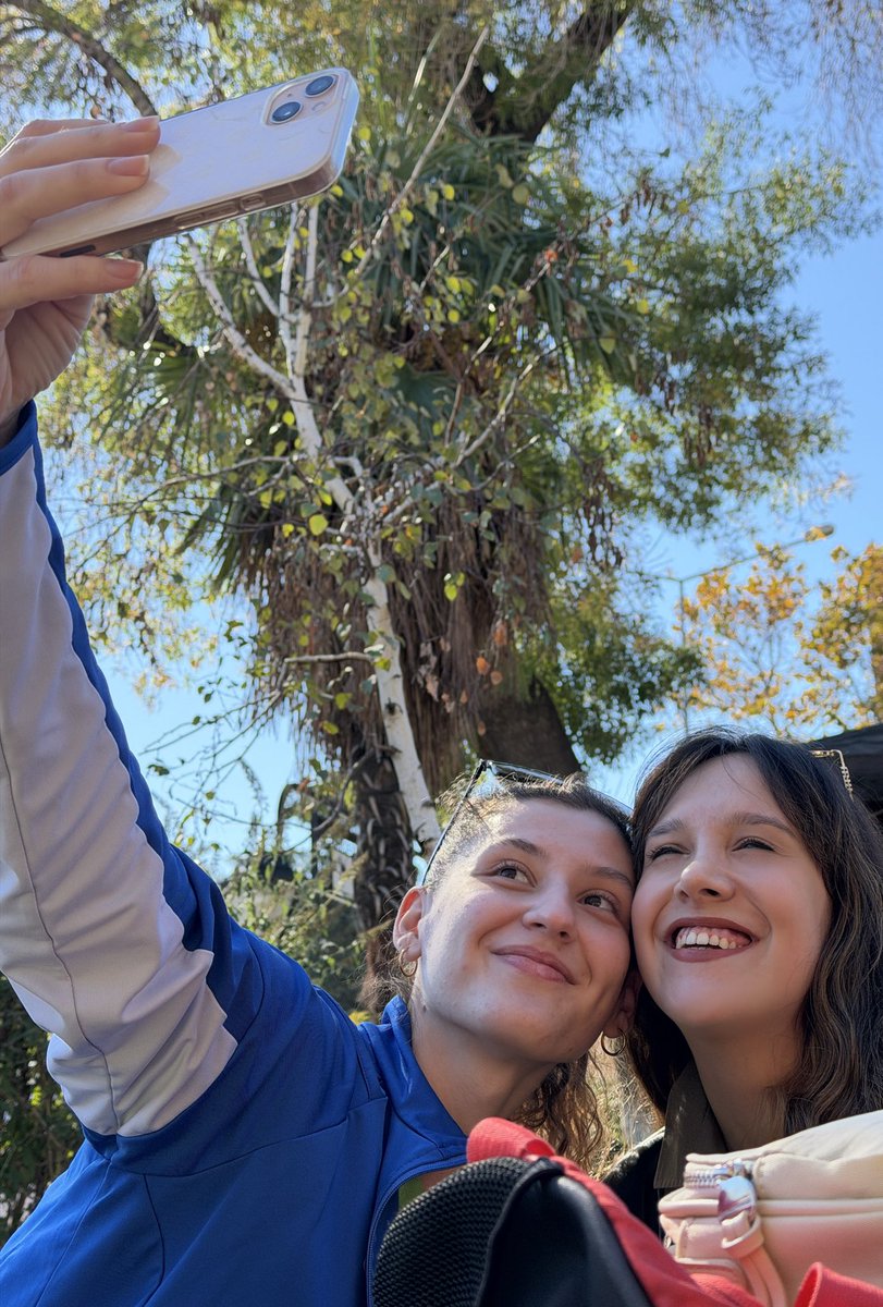 irem_engnn's tweet image. Lale teyze Tekirdağımızı maçta yendiği için arayı açtıkkk…