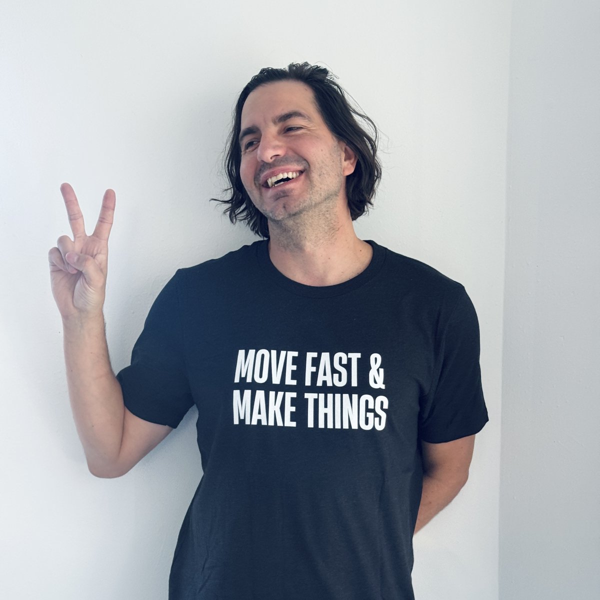 got this dope surprise t-shirt in the mail today! a little bird told me it might be from @JasonShen 