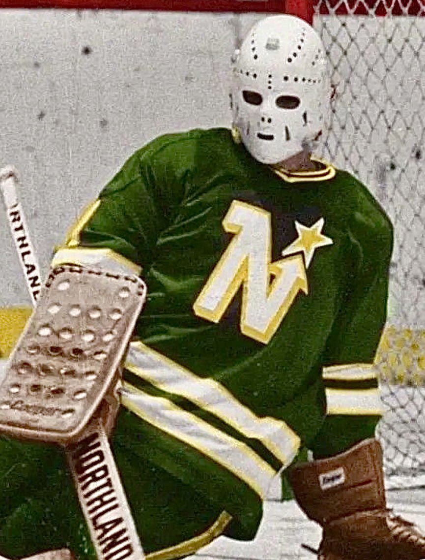 Old Hockey Cards tweet media