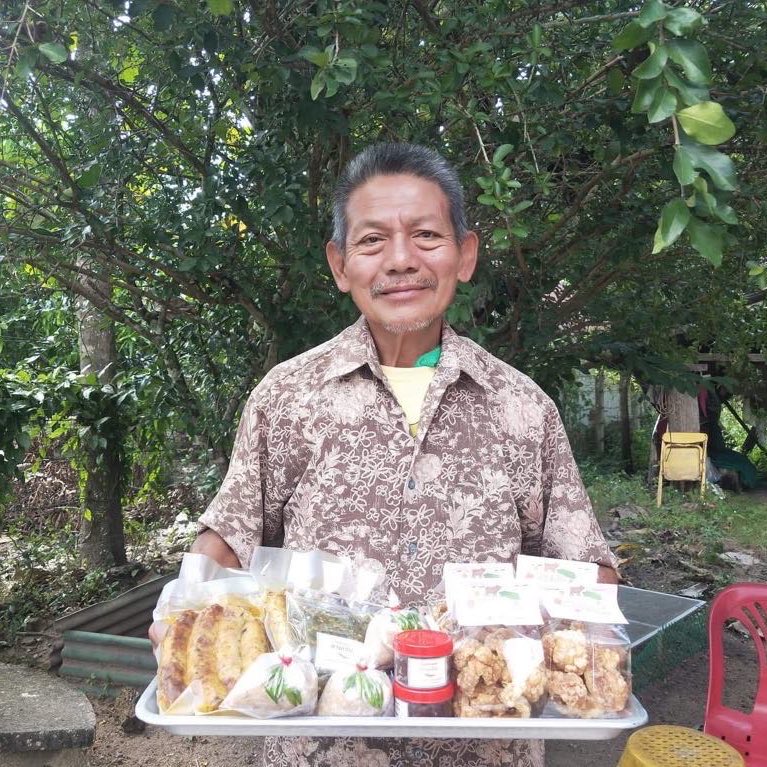 อาหารเหนือรอบพร้อมส่งวันเสาร์นี้
ท่านไหนสนใจ สั่งทางข้อความได้เลยครับ
มีทั้งไส้อั่ว  แคบหมู น้ำพริกหนุ่ม น้ำพริกตาแดง จิ้นส้ม น้ำพริกน้ำเงี้ยว หนังปอง ให้เลือกซื้อครับ
จัดส่งทั่วไทย ค่าส่งเริ่มต้น 40 บาทแพ็คประกบเจลเย็นอย่างดีครับ
ขอบคุณทุกท่านที่ช่วยรีทวิต  และมาอุดหนุนกันนะครับ