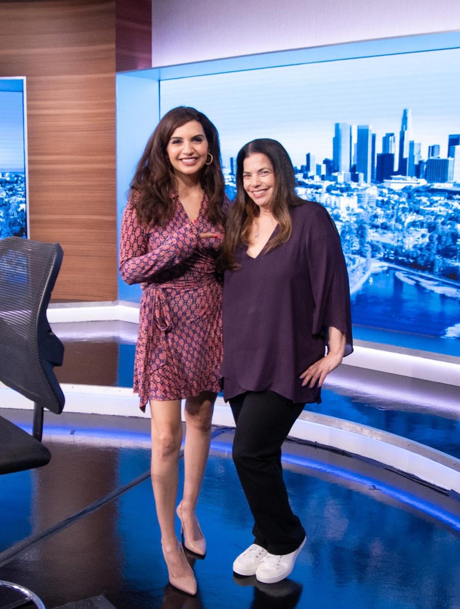 went to <a href="/PrimosDonutsLA/">Primos Donuts</a> yesterday to find my smile.
Great seeing <a href="/AmandaSalas/">Amanda Salas</a> and sharing that #Lupus flares are not fun.  However, being a part of #AmandasArmy and an advocate is.  

Photo from the end of #LupusAwarenessMonth in studio.