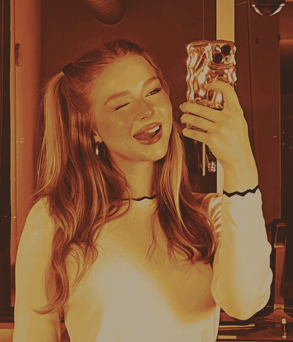 🗞️ ᰥᰥ 𝐒𝐊𝐄𝐄𝐓𝐄𝐑 𓂃 (@skekn0ws) on Twitter photo 