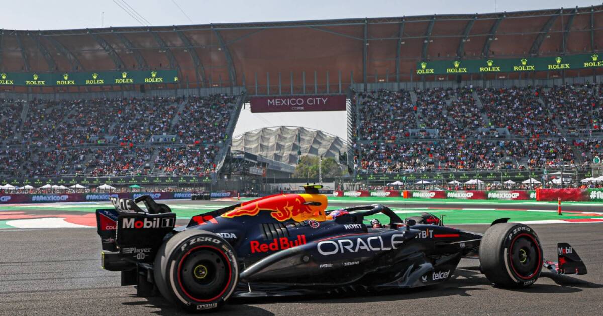 Sobre Andrea Bocelli y el fenómeno de la Fórmula 1 en Buen Día Gorilas!!! EN VIVO a partir de las 10:40 hrs por nofm-radio.com y PATREON. 
Con <a href="/tuministro/">Benjamín E. Morales</a> <a href="/AleidaSavi/">Savi</a> <a href="/pizzafrianofm/">Julián Cicero</a> y <a href="/vikingomorales/">Vikileaks</a>