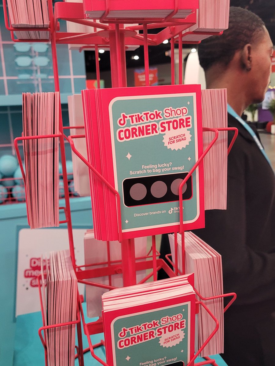 24Notion's tweet image. Experience the fun at creative park @adobemax 

#adobeMax #AdobeFirefly #adobecreativecloud #24NotionMedia