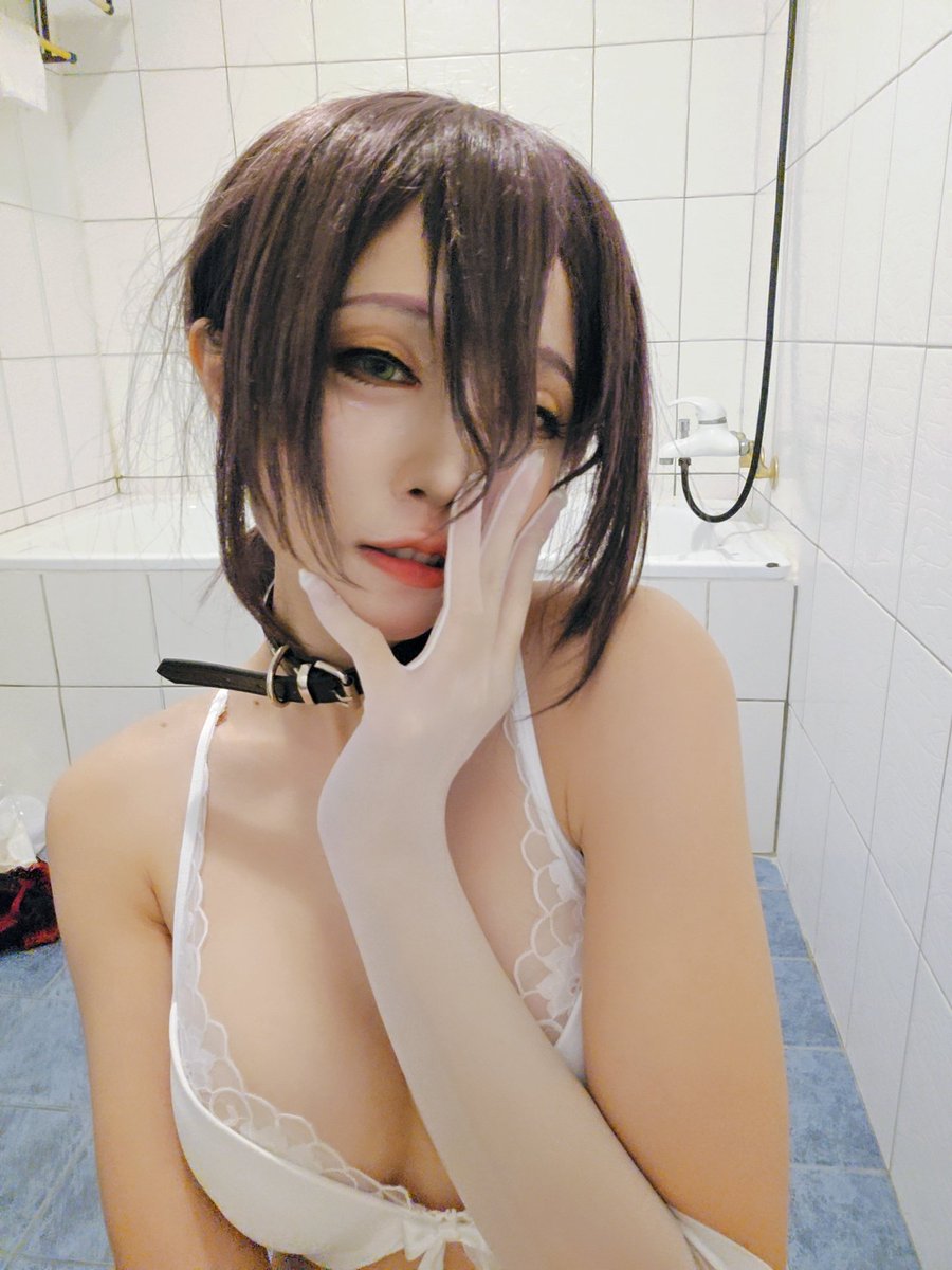 11/1、11/2 PF43在P07、P08
第一次去cos場次擺攤
第一次出cos本本（蕾潔）
雖然假髮的部分不夠好😭
以後我會找毛娘的...
希望大家可以來支持喵喵⸝⸝o̴̶̷̥᷅  ̫ o̴̶̷̥᷅⸝⸝
本本只有印30本
上次出實體寫真本是三年前了
場次有限定價格520/本
場後通販750/本 https://t.co/w1OBweZmWp