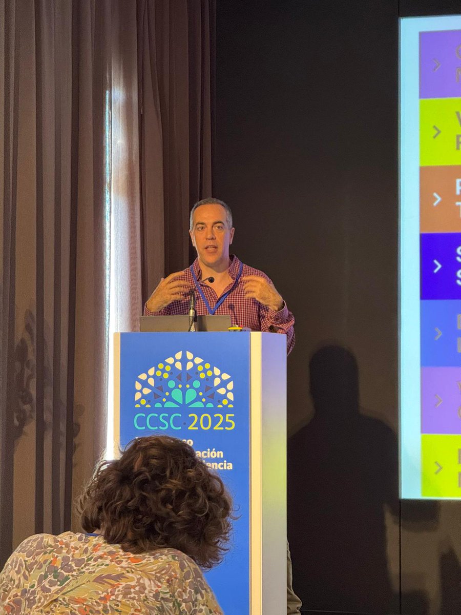 raultoran's tweet image. Esta edición del #CCSC2025 se centra en la comunicación creativa de la ciencia. @ISGLOBALorg ha presentado #PULSEARTproject, un proyecto europeo sobre la educación a través del arte cc @SciencefChange @illustraciencia #CAE #CulturalAwareness