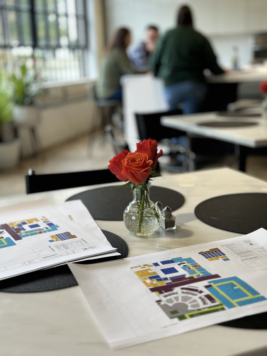 LIVEdesigngroup's tweet image. LIVE Design Session Day 2: Ideas bloom and designs take shape.
There’s something special when creativity comes to life. #LiveDesignSession #DesignInProgress #ChurchDesign #WorshipDesign #TheatreDesign  #DesignProcess #CollaborativeDesign #BehindTheDesign #PeopleWhoServePeople