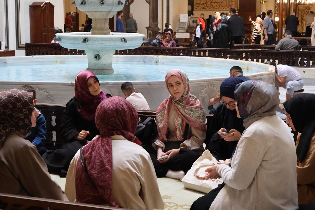 Velhasıl Sohbetlerimiz kapsamında Hanım Koordinatörlerimizle bir araya geldik. 

Güncel projelerimizin konularından bahsedilen sohbette; kardeşliğimizi pekiştirdik.🙌🏻