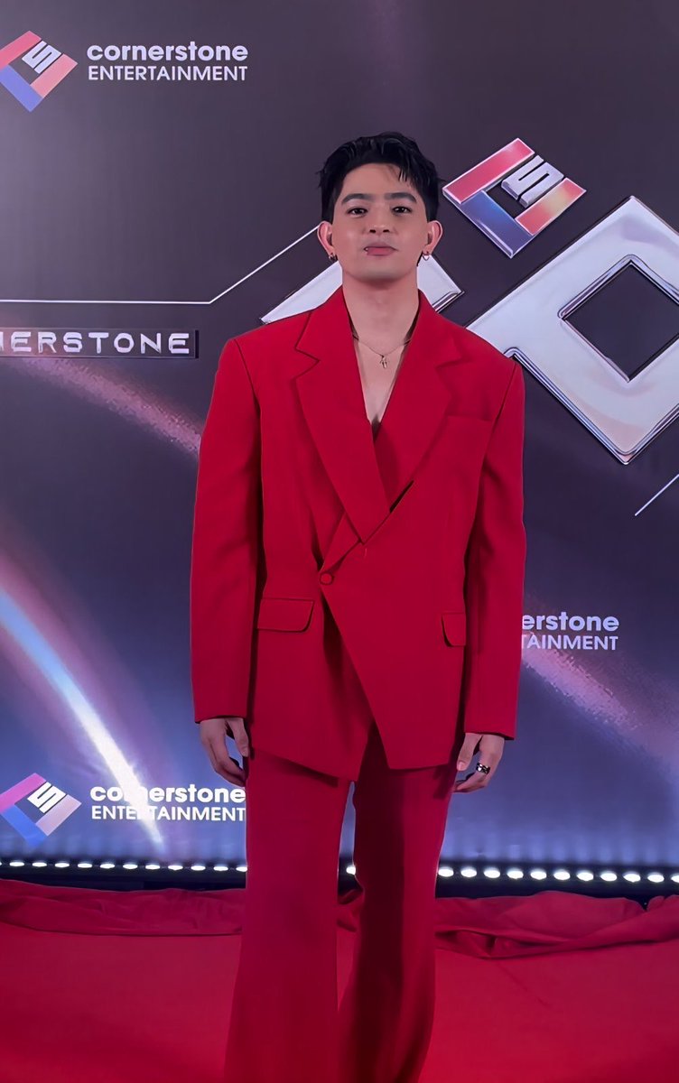 OFCTeamJoao2016's tweet photo. 10292025 - Photo Update

João Constancia at Cornerstone 20th Anniversary Red Carpet! ❤️

@imjoaoconz @cornerstone 

#joão #joao #joaoconstancia #redcarpet #anniversary #cornerstone https://t.co/LsDgYFocpt