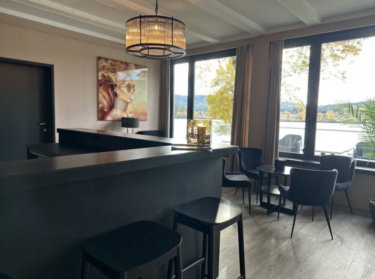 Anthros & Alpine tweet media